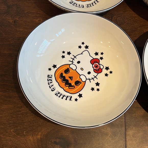 Hello Kitty Halloween Pasta Bowls 2023 Set Of 4 Spider Pumpkin New - Picture 2 of 3
